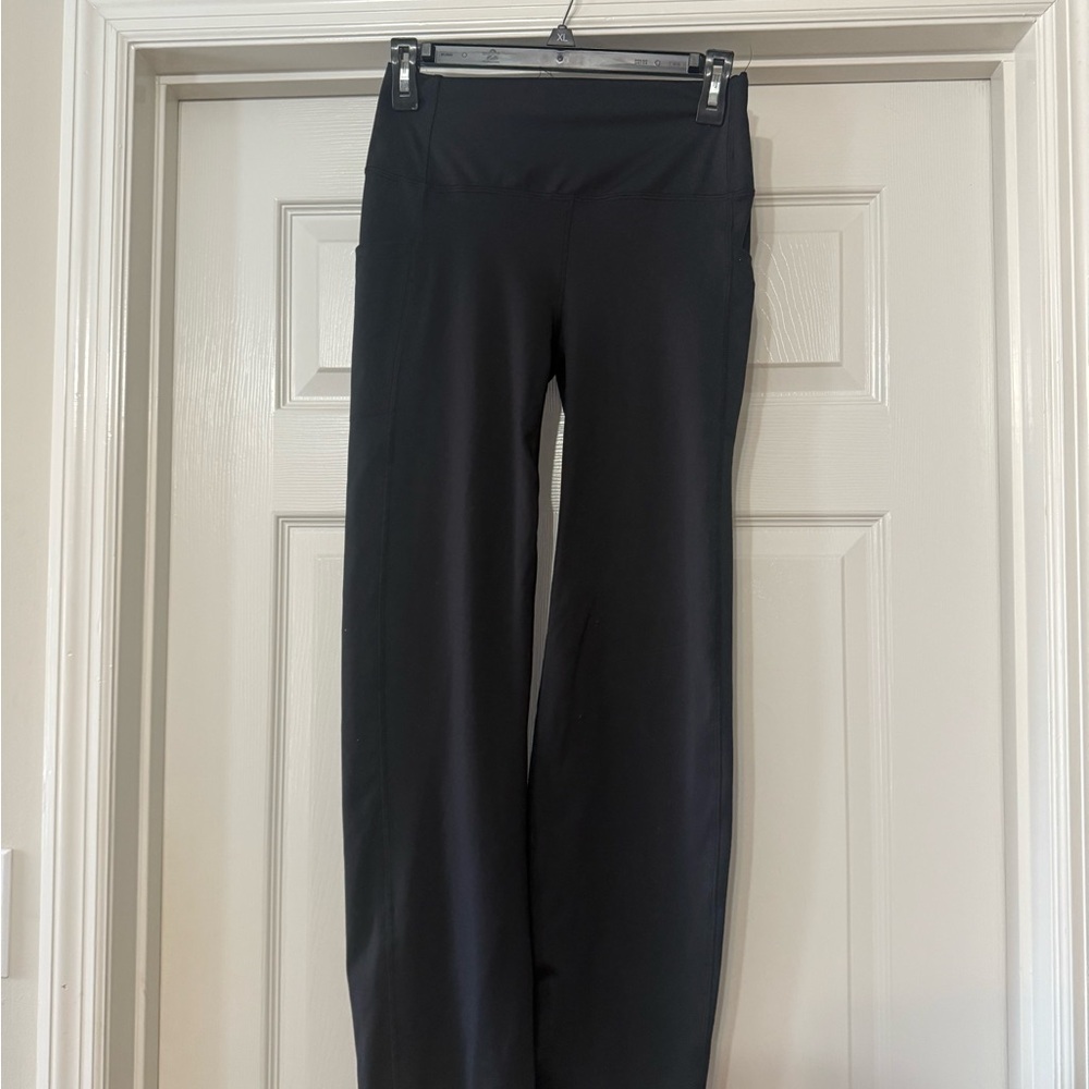 Black High-Waisted Yoga Pants